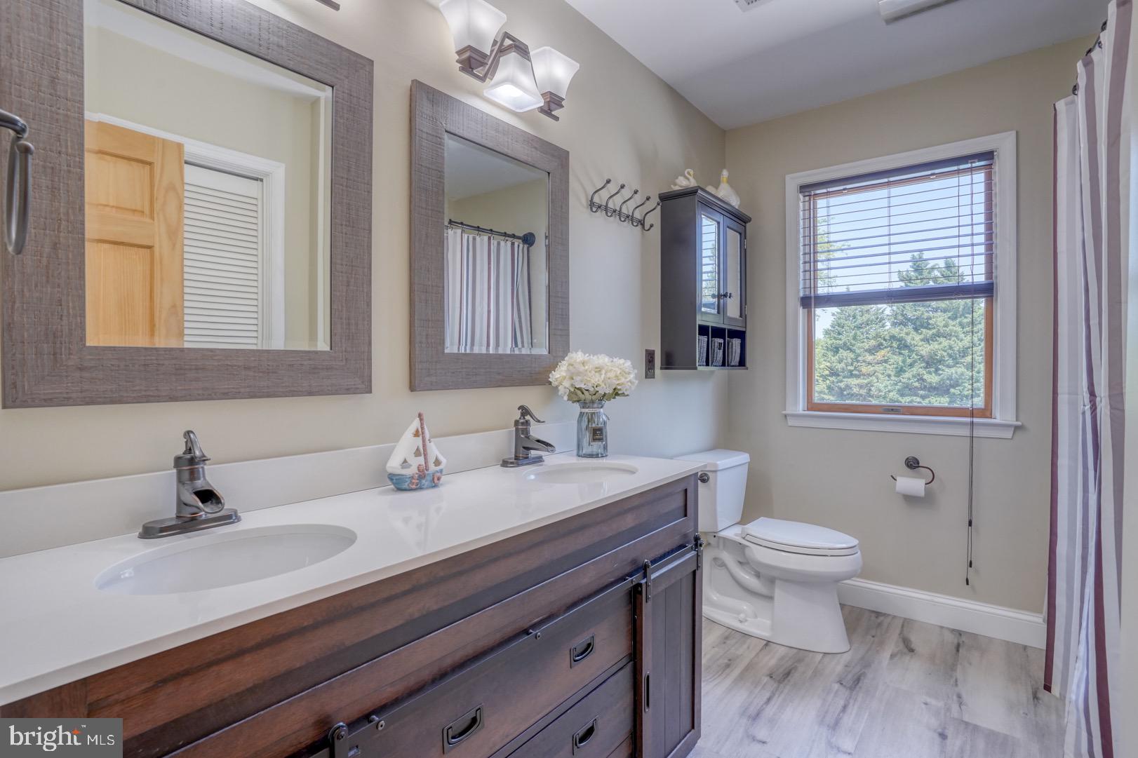 HUNTERS RIDGE - Residential