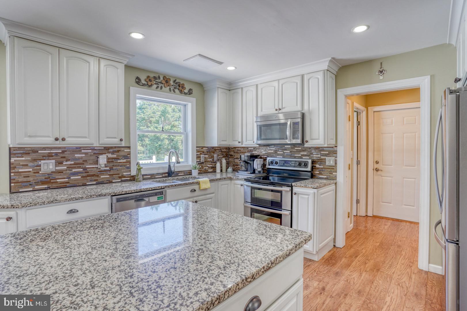 HUNTERS RIDGE - Residential