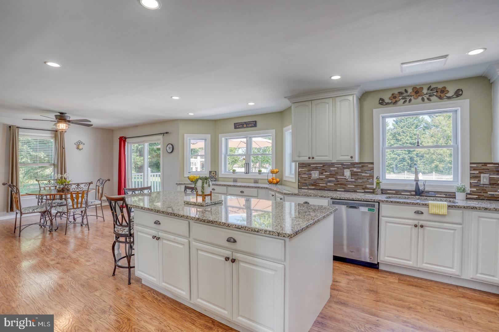 HUNTERS RIDGE - Residential