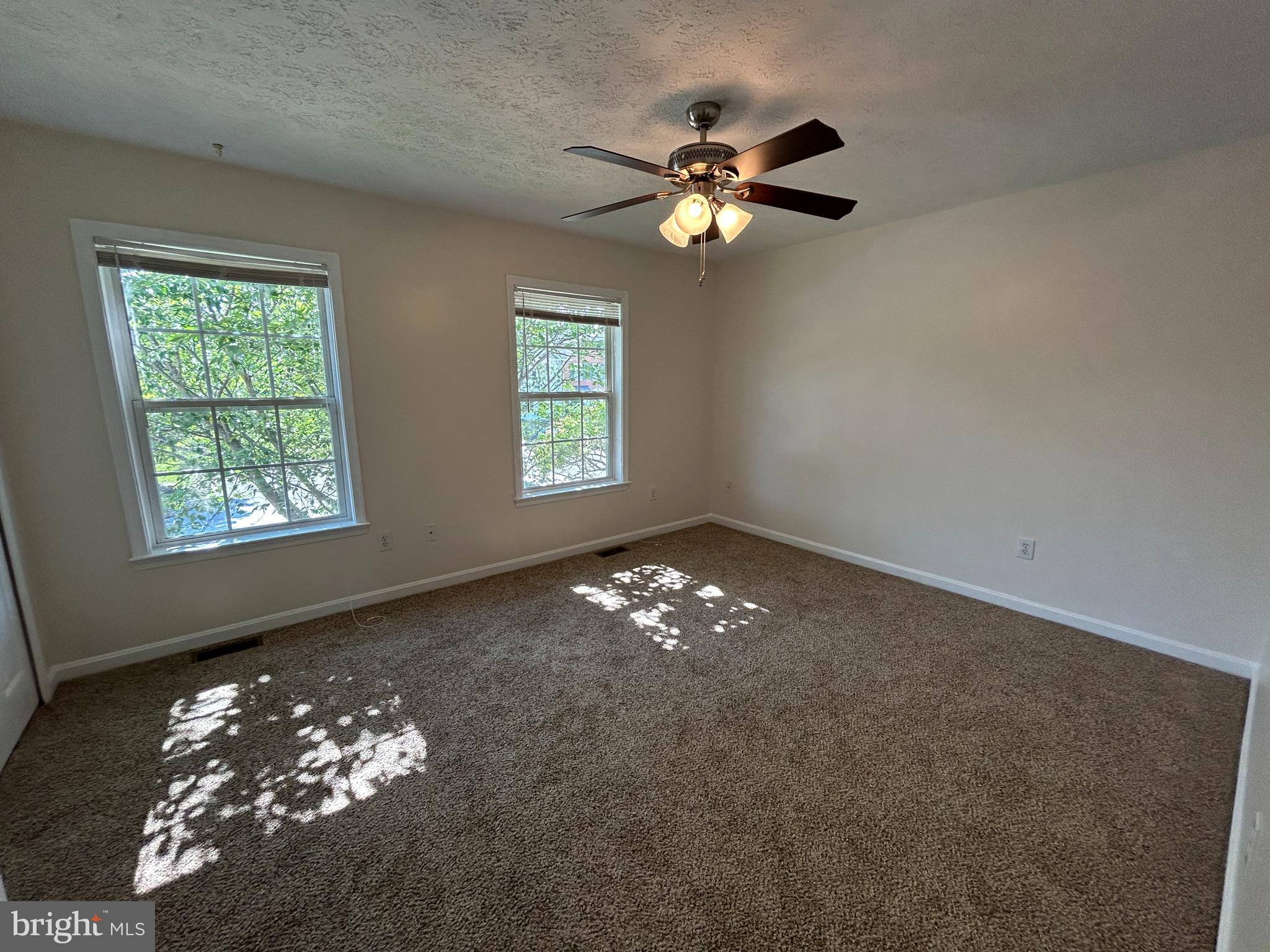 COVENTRY CREEK - Residential Lease