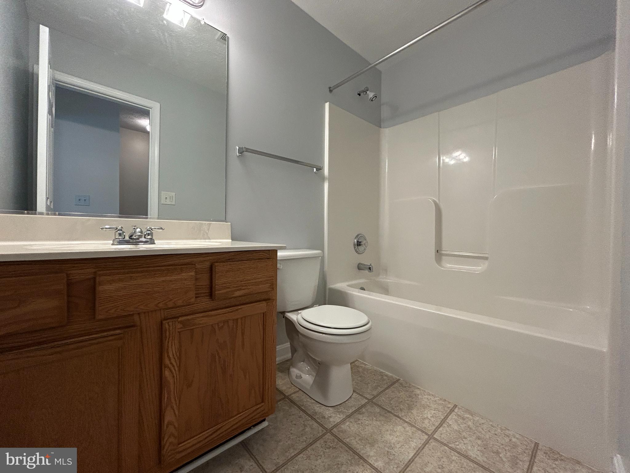 COVENTRY CREEK - Residential Lease