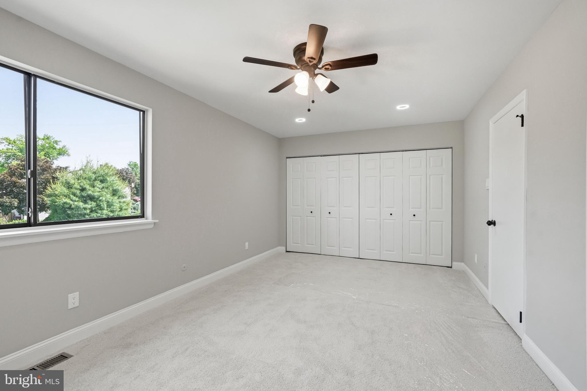 CENTENNIAL RIDGE - Residential