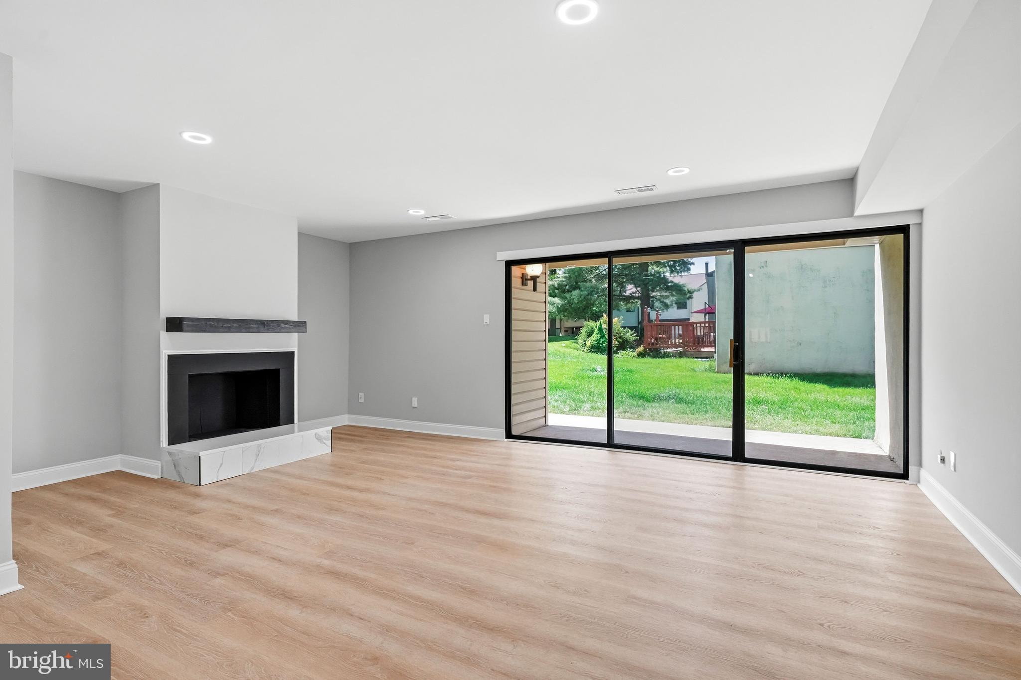CENTENNIAL RIDGE - Residential