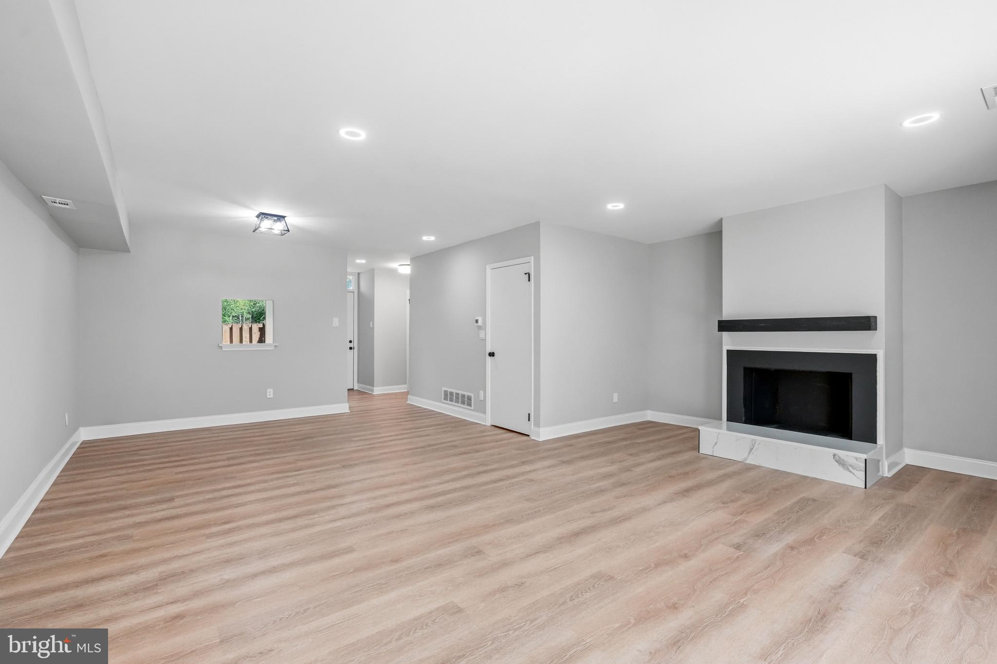 CENTENNIAL RIDGE - Residential