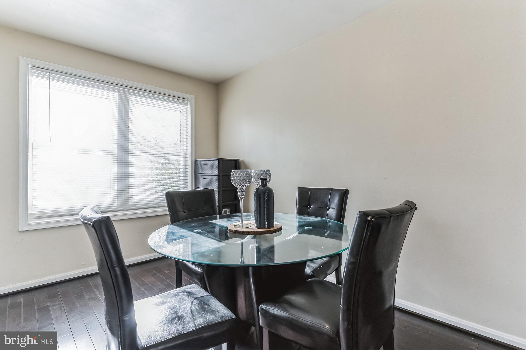 OXON RUN HILLS - Residential