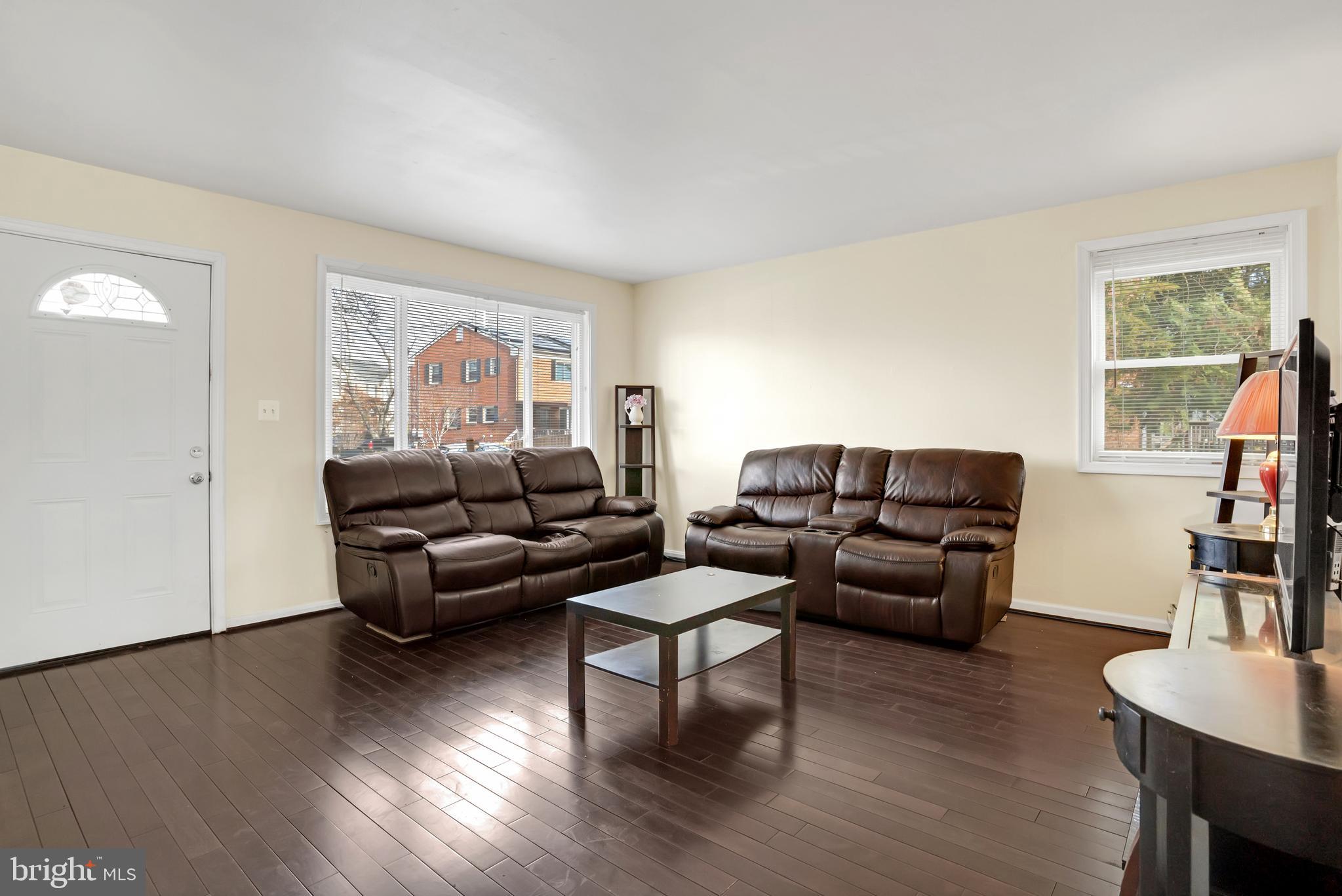 OXON RUN HILLS - Residential