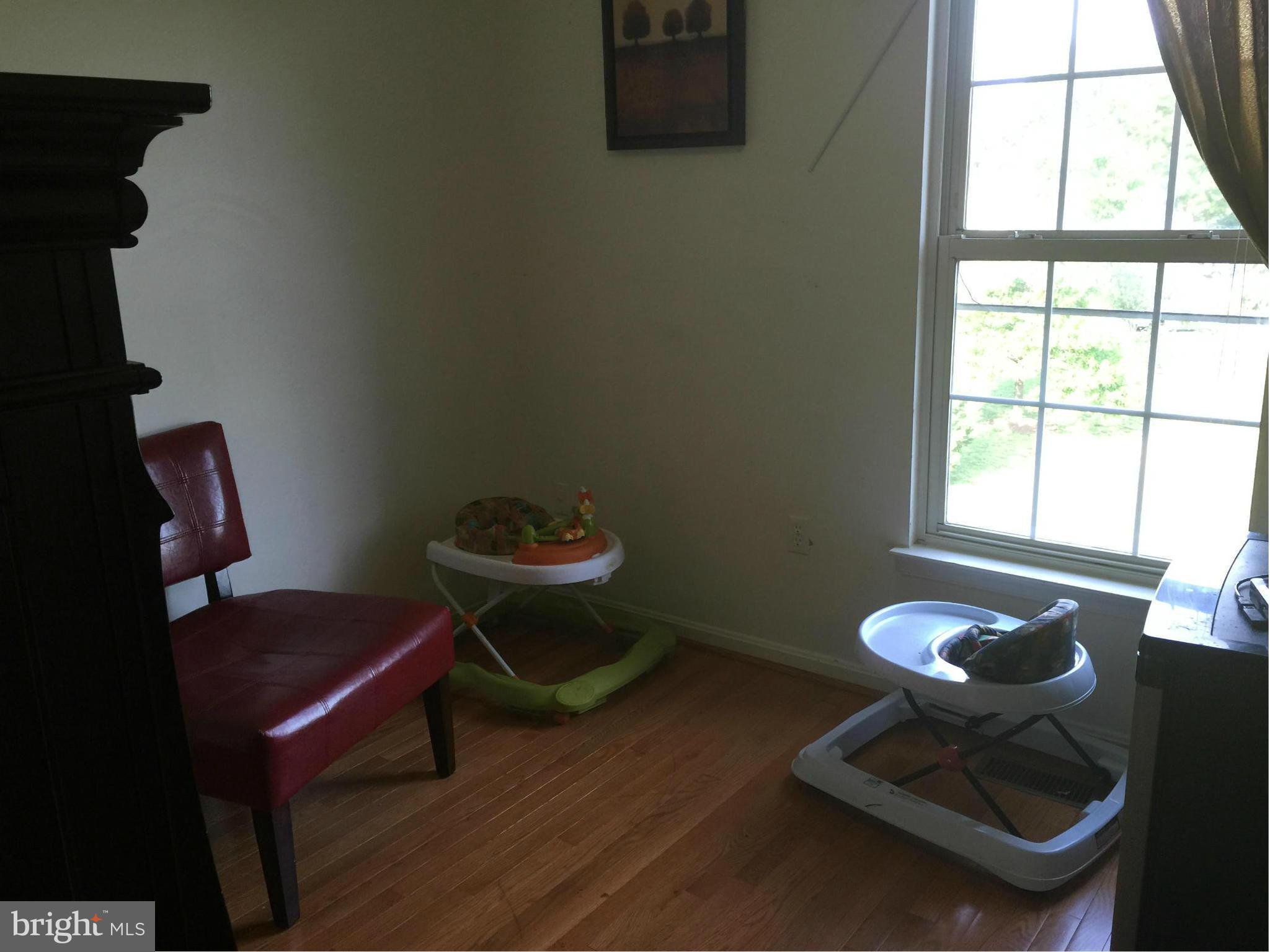 ROLLING BROOK - Residential Lease