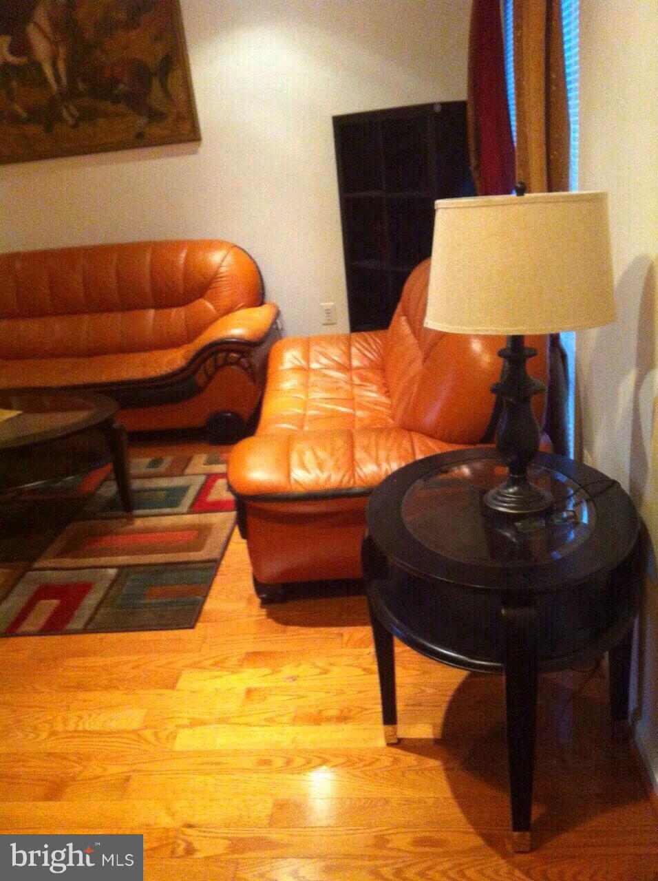 ROLLING BROOK - Residential Lease