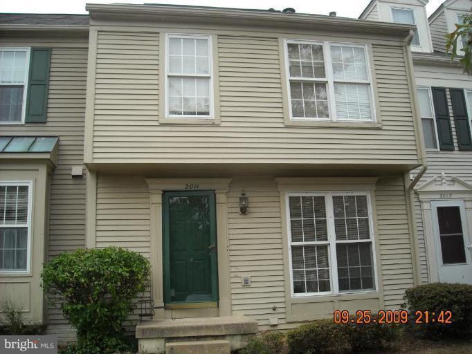 ROLLING BROOK - Residential Lease