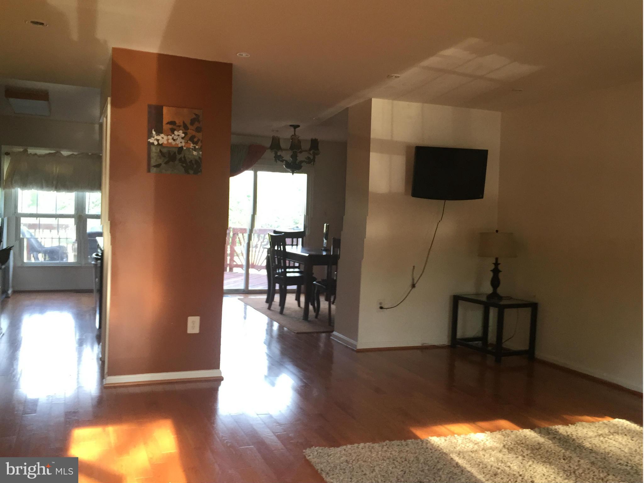 ROLLING BROOK - Residential Lease