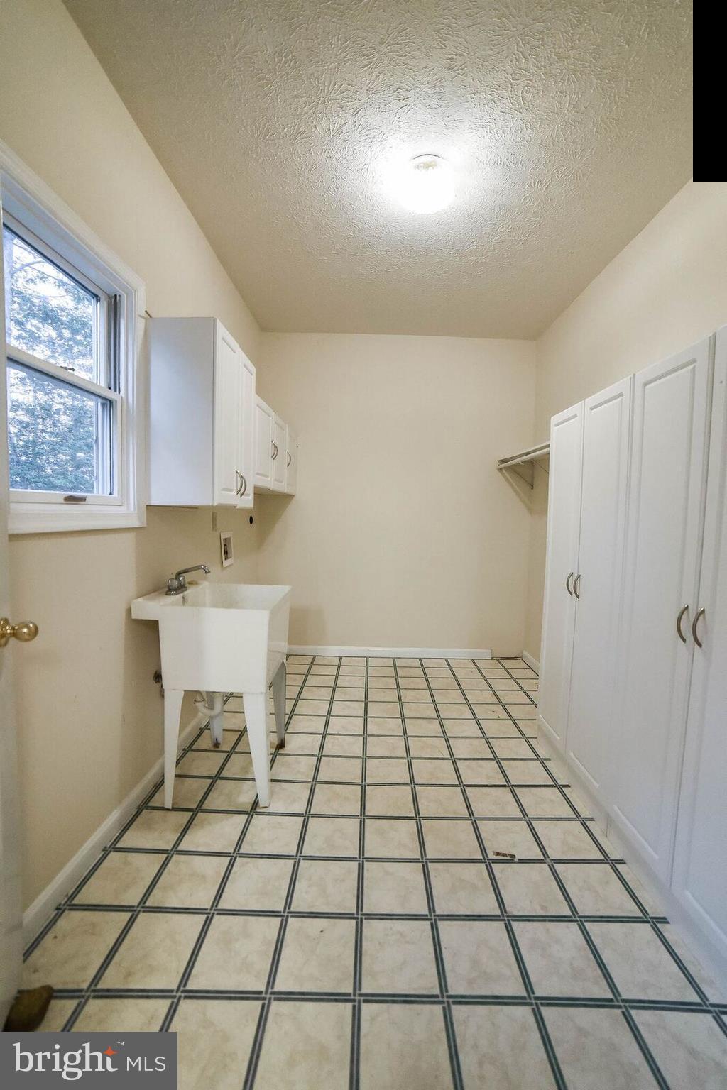 GREENVIEW WEST PUD - Residential Lease