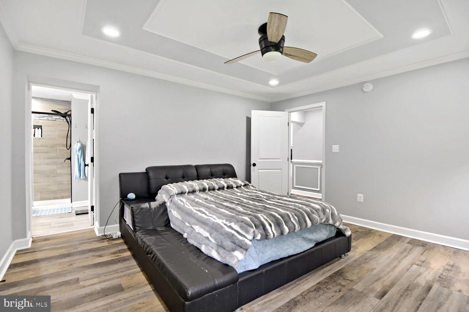 ELMWOOD - Residential