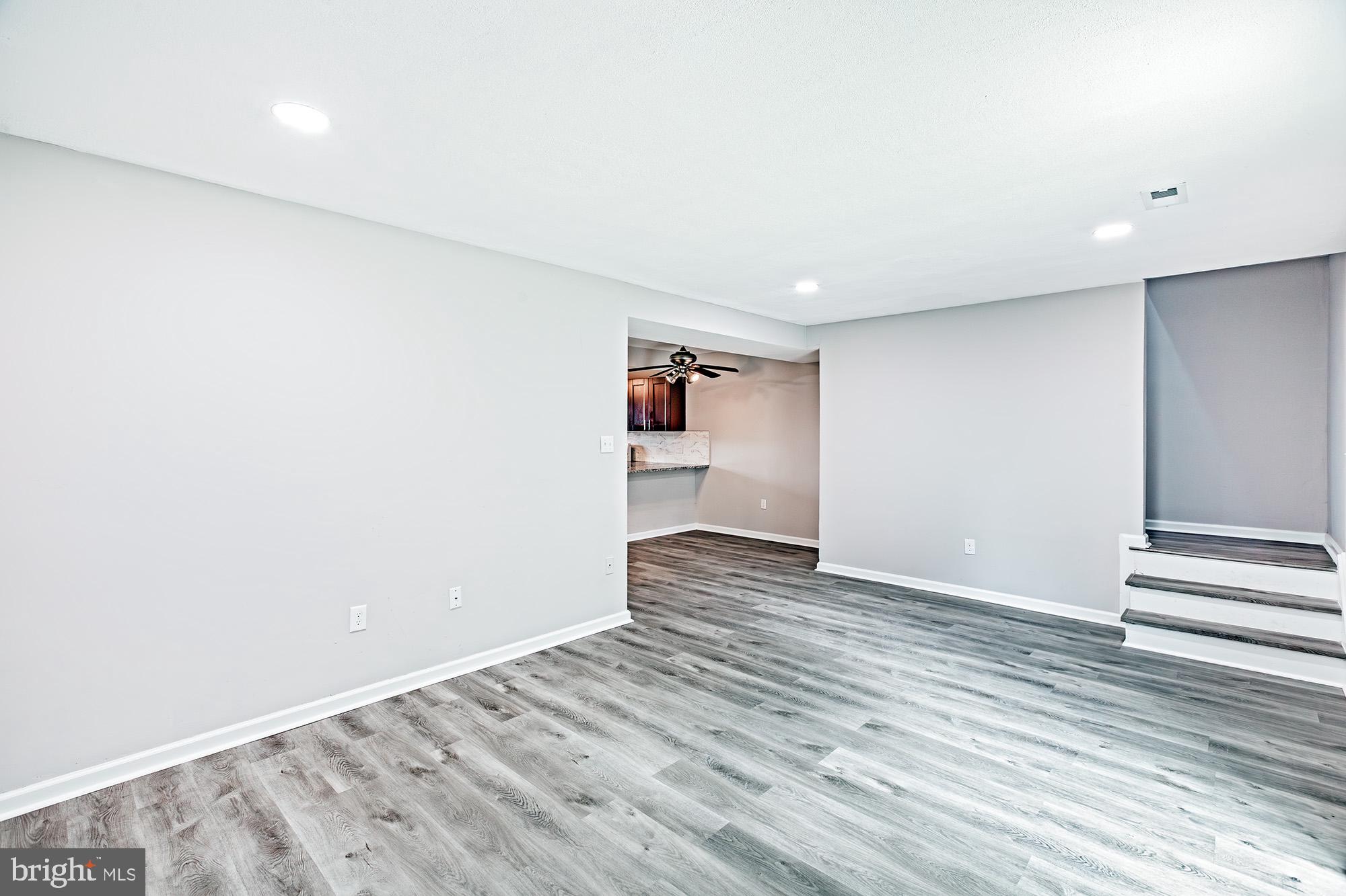 117 E BEAVER COURT