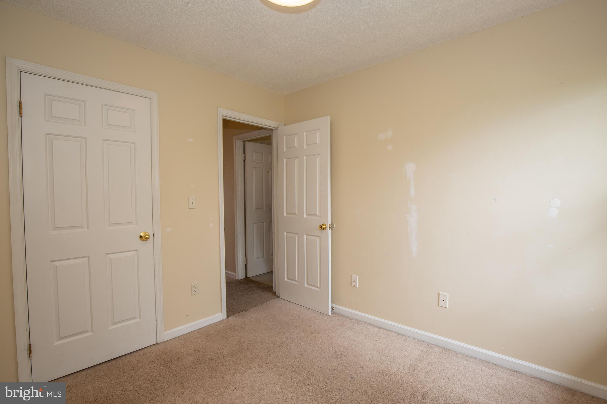 WILLOW BROOK - Residential Lease