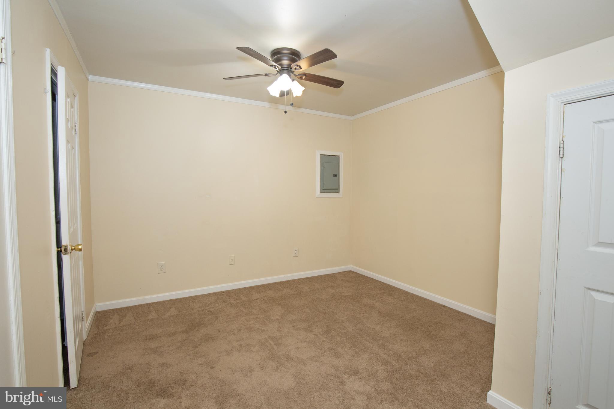 WILLOW BROOK - Residential Lease