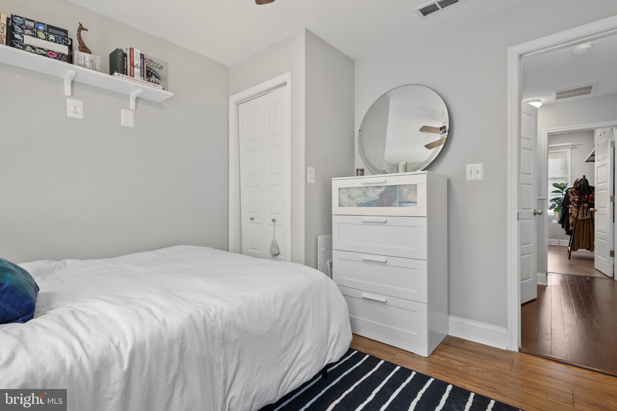 HIGHLANDTOWN - Residential