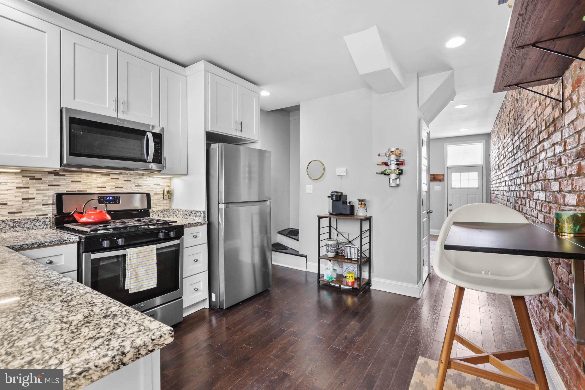 HIGHLANDTOWN - Residential