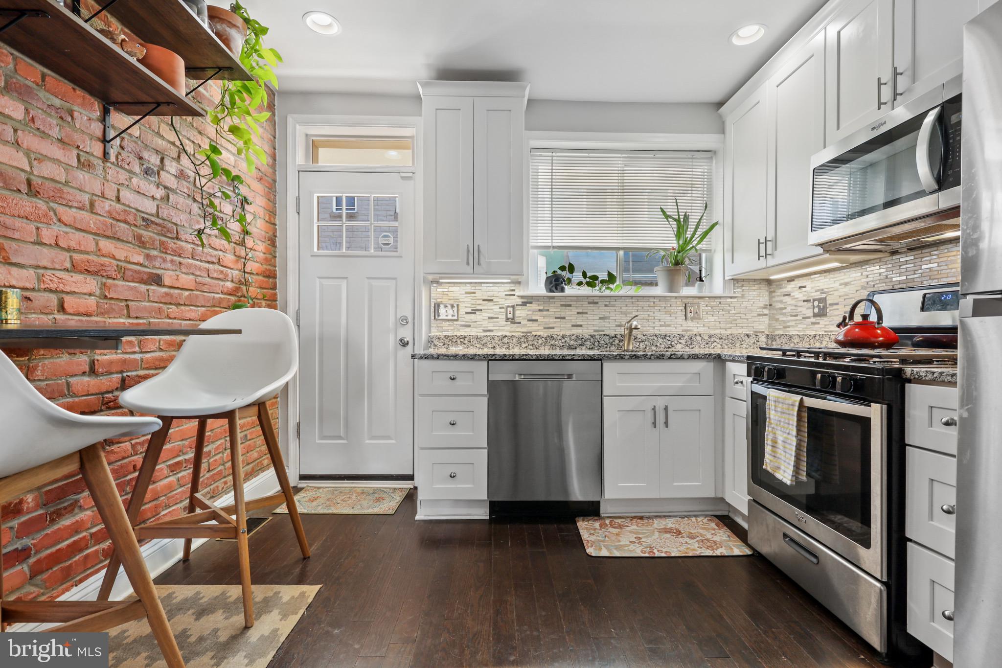 HIGHLANDTOWN - Residential