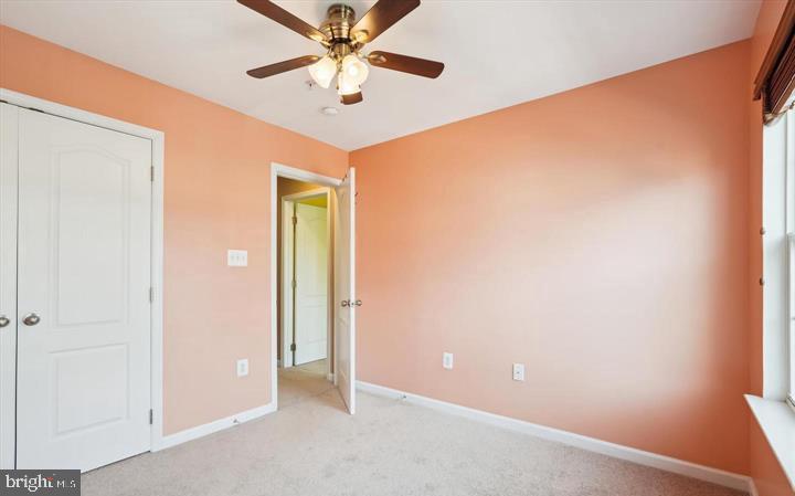 GATEWAY COMMONS - Residential Lease