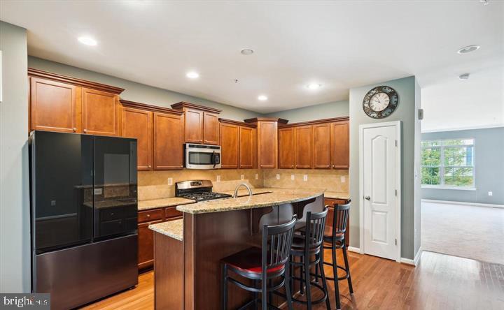 GATEWAY COMMONS - Residential Lease