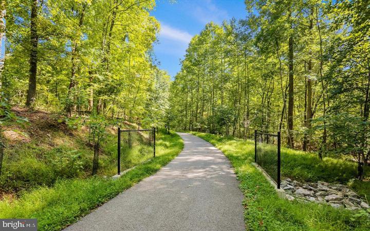 GATEWAY COMMONS - Residential Lease