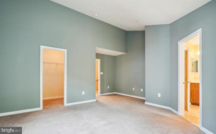 GATEWAY COMMONS - Residential Lease