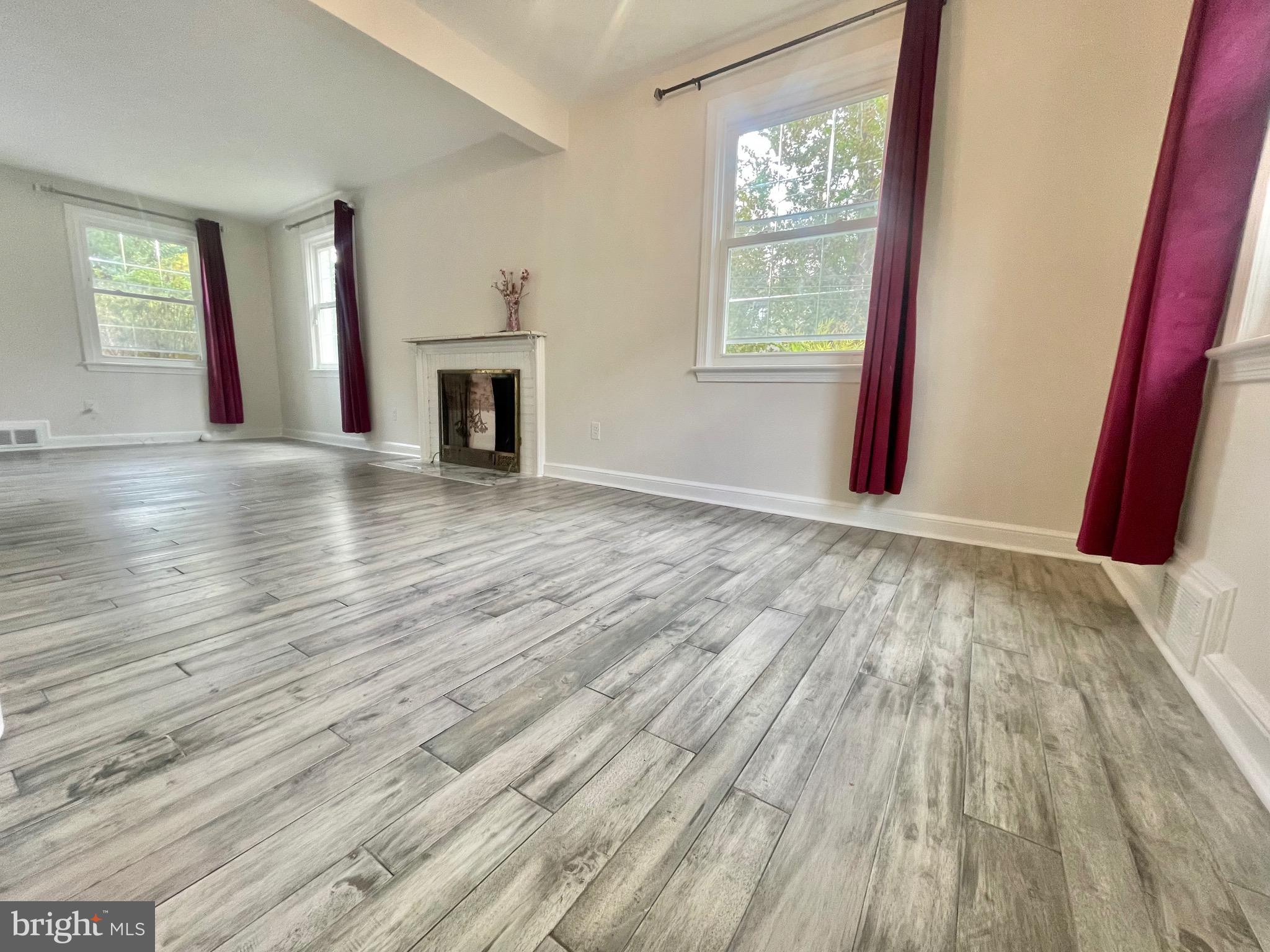 HILLMEAD - Residential Lease