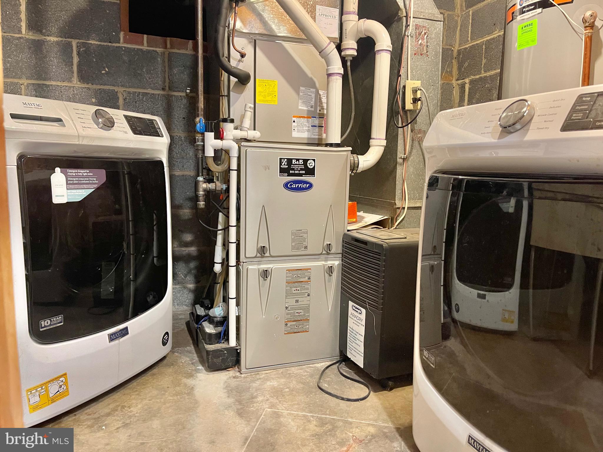 HILLMEAD - Residential Lease