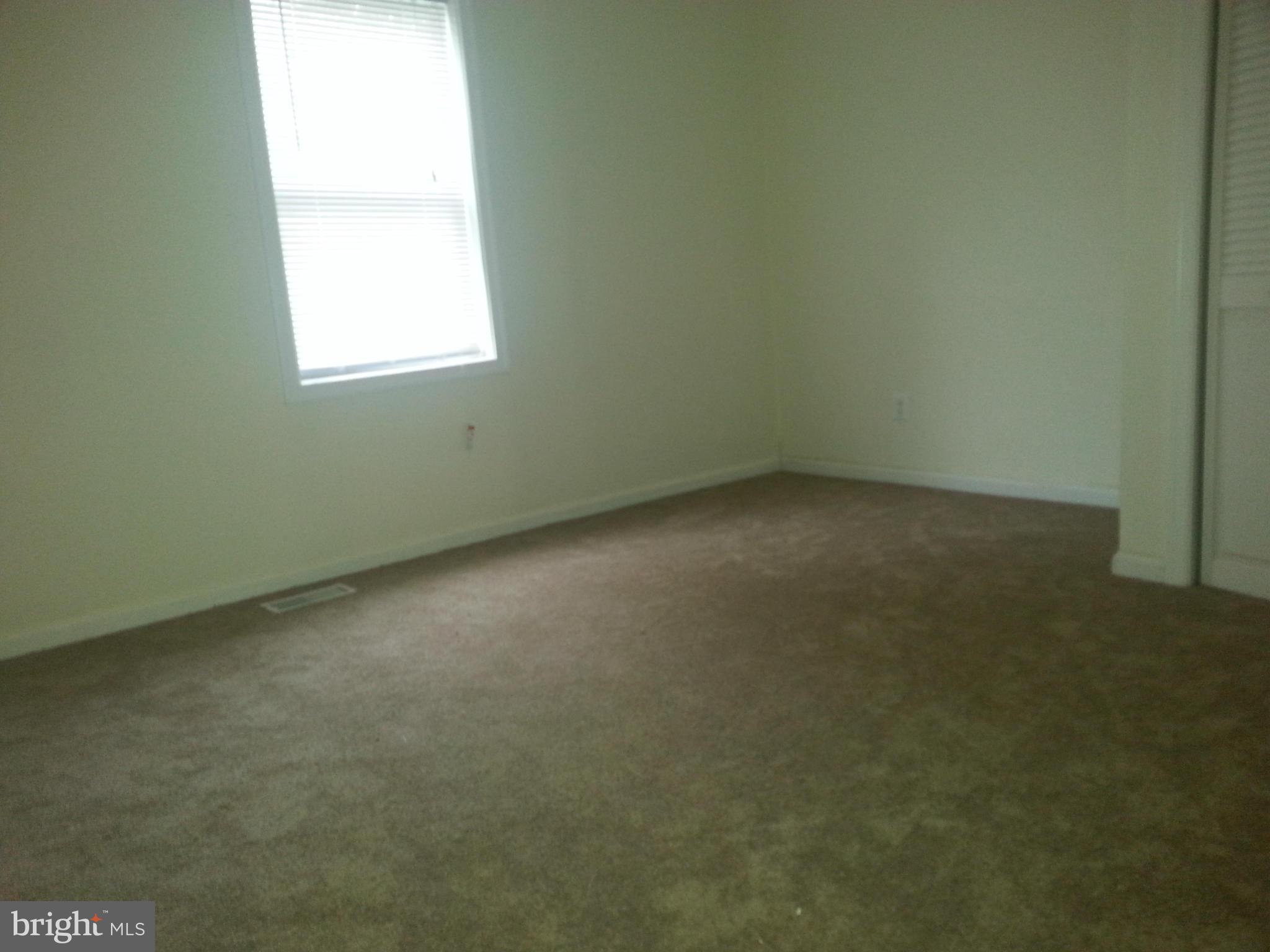 COLCHESTER - Residential Lease