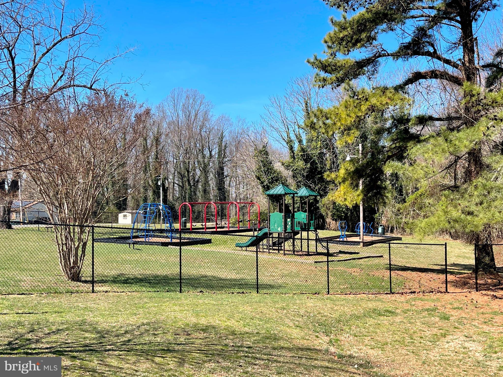 WHITE SANDS - Residential