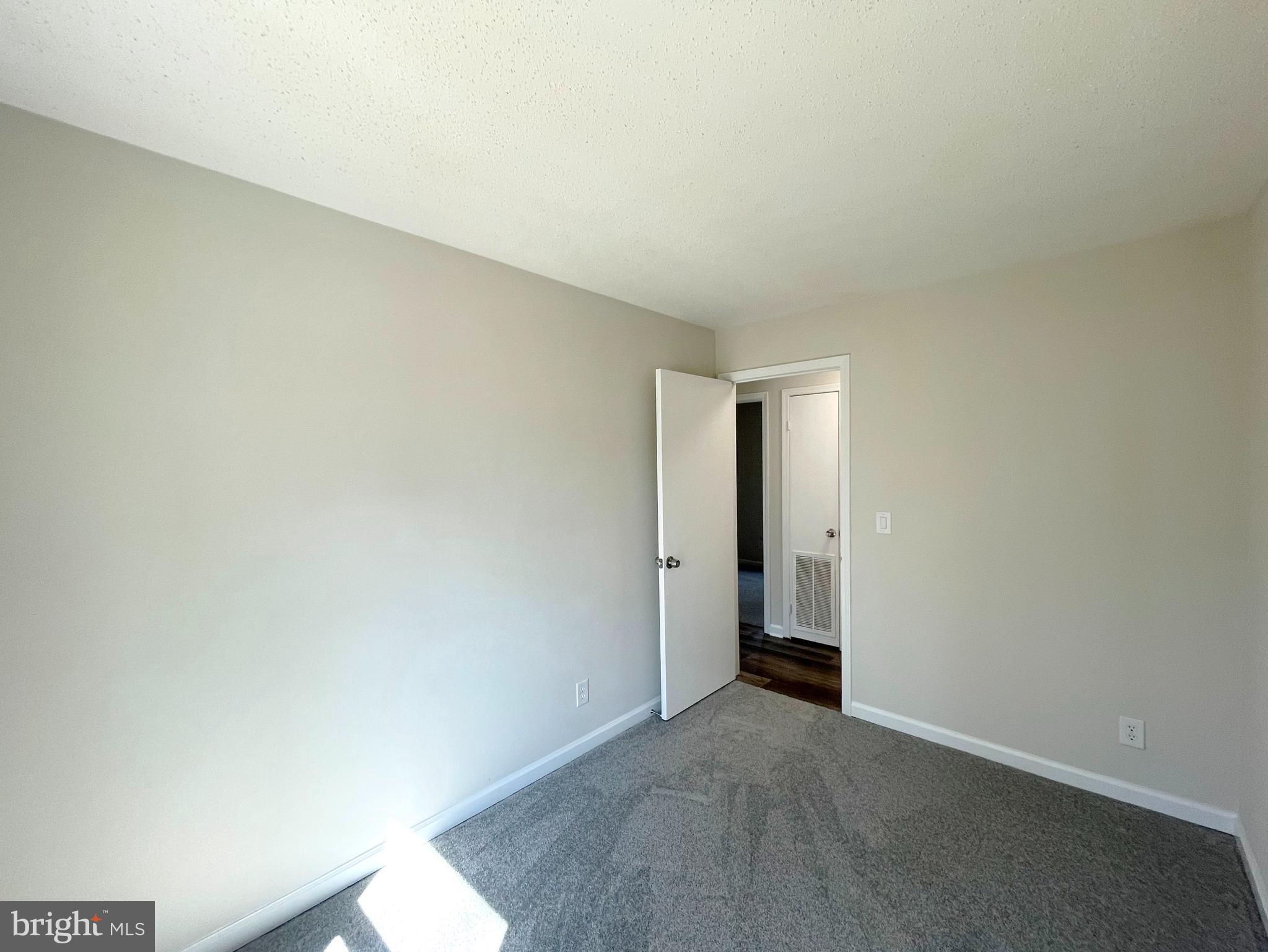 WHITE SANDS - Residential