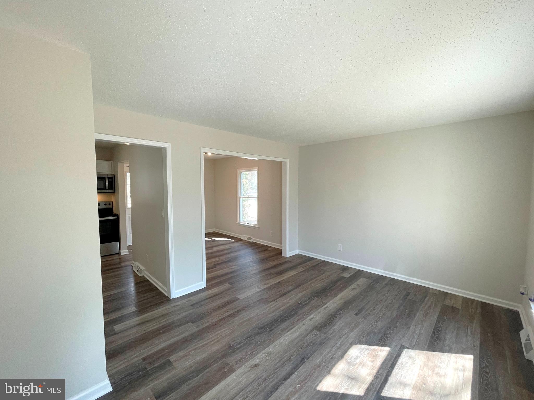 WHITE SANDS - Residential