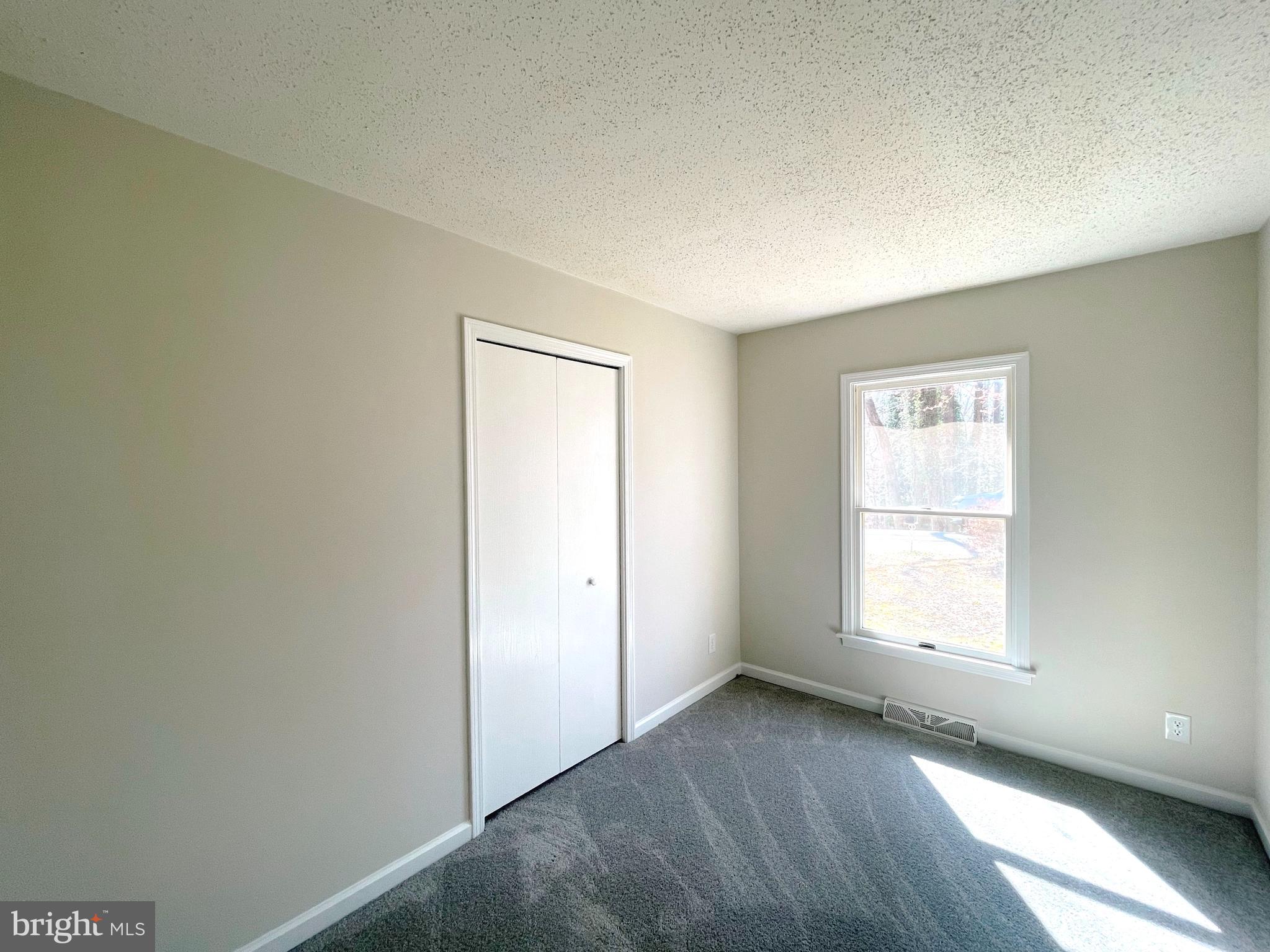 WHITE SANDS - Residential