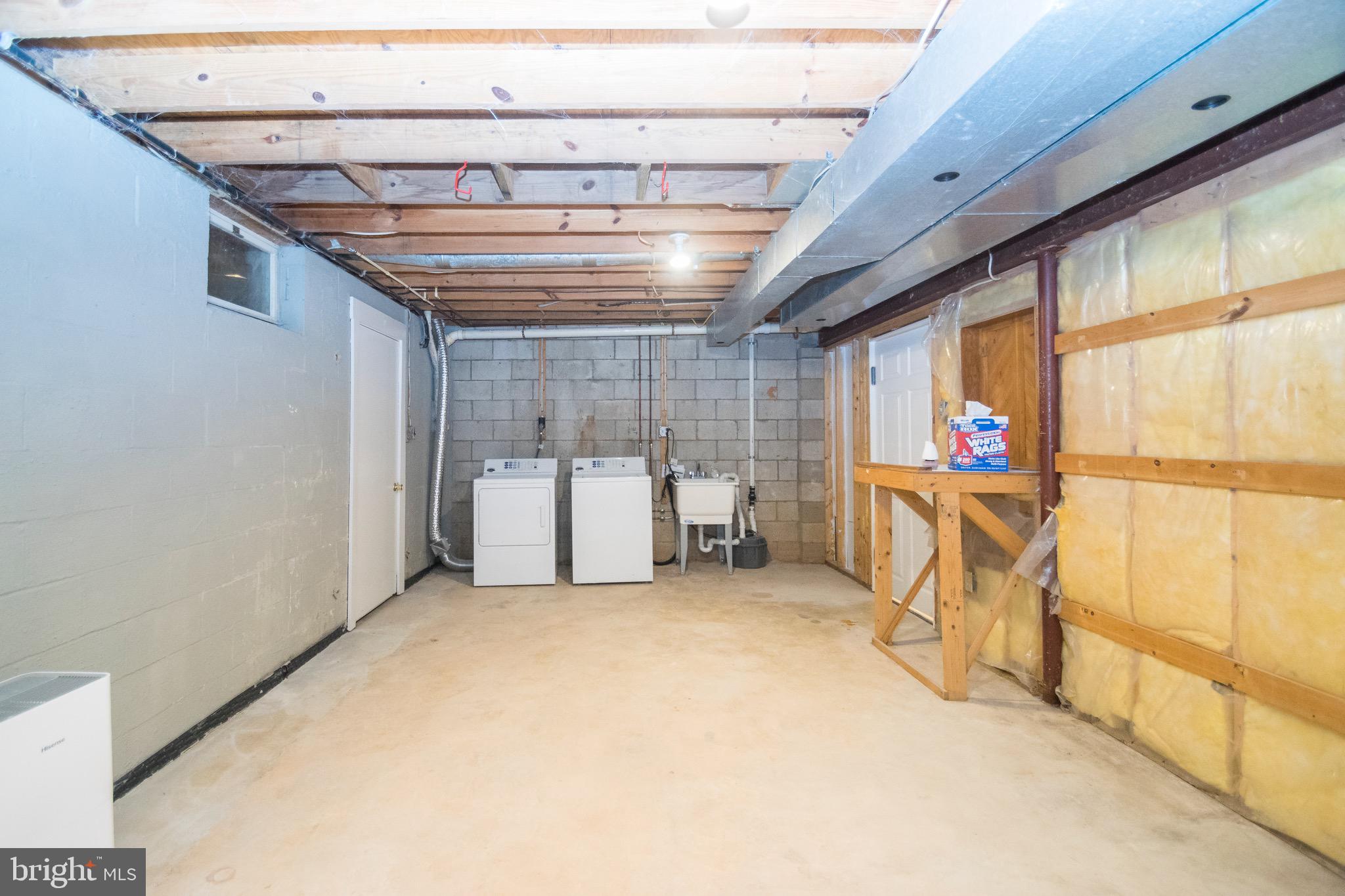 OLD FIELDS - Residential