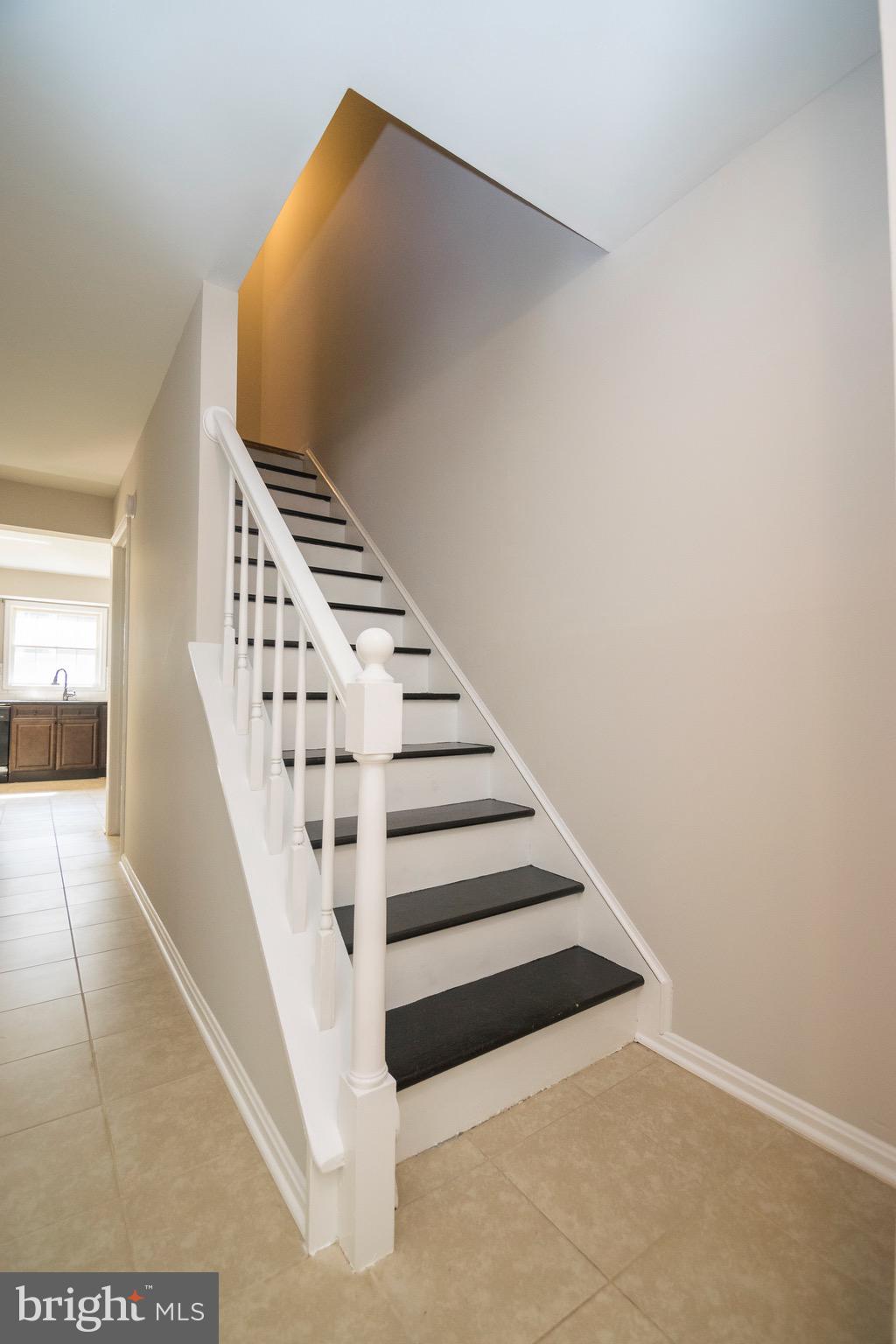 OLD FIELDS - Residential