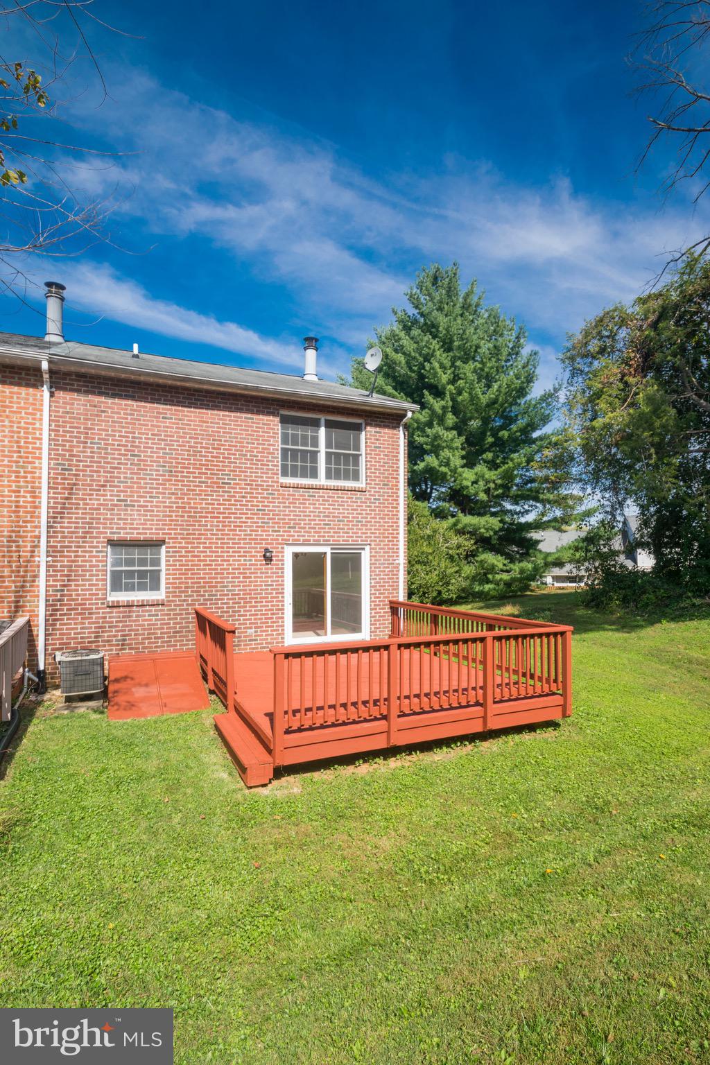 OLD FIELDS - Residential