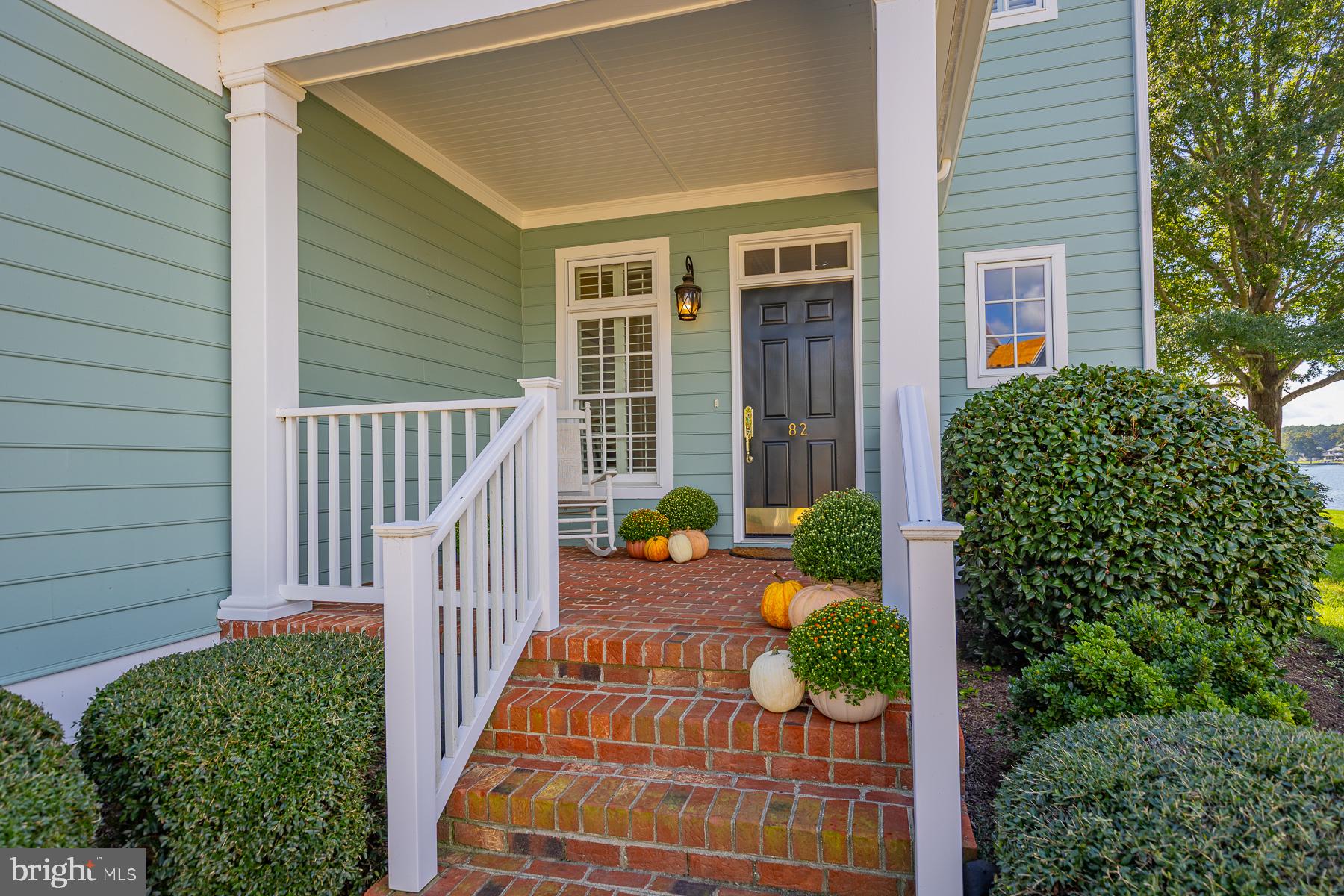 82 WESTBAY DRIVE