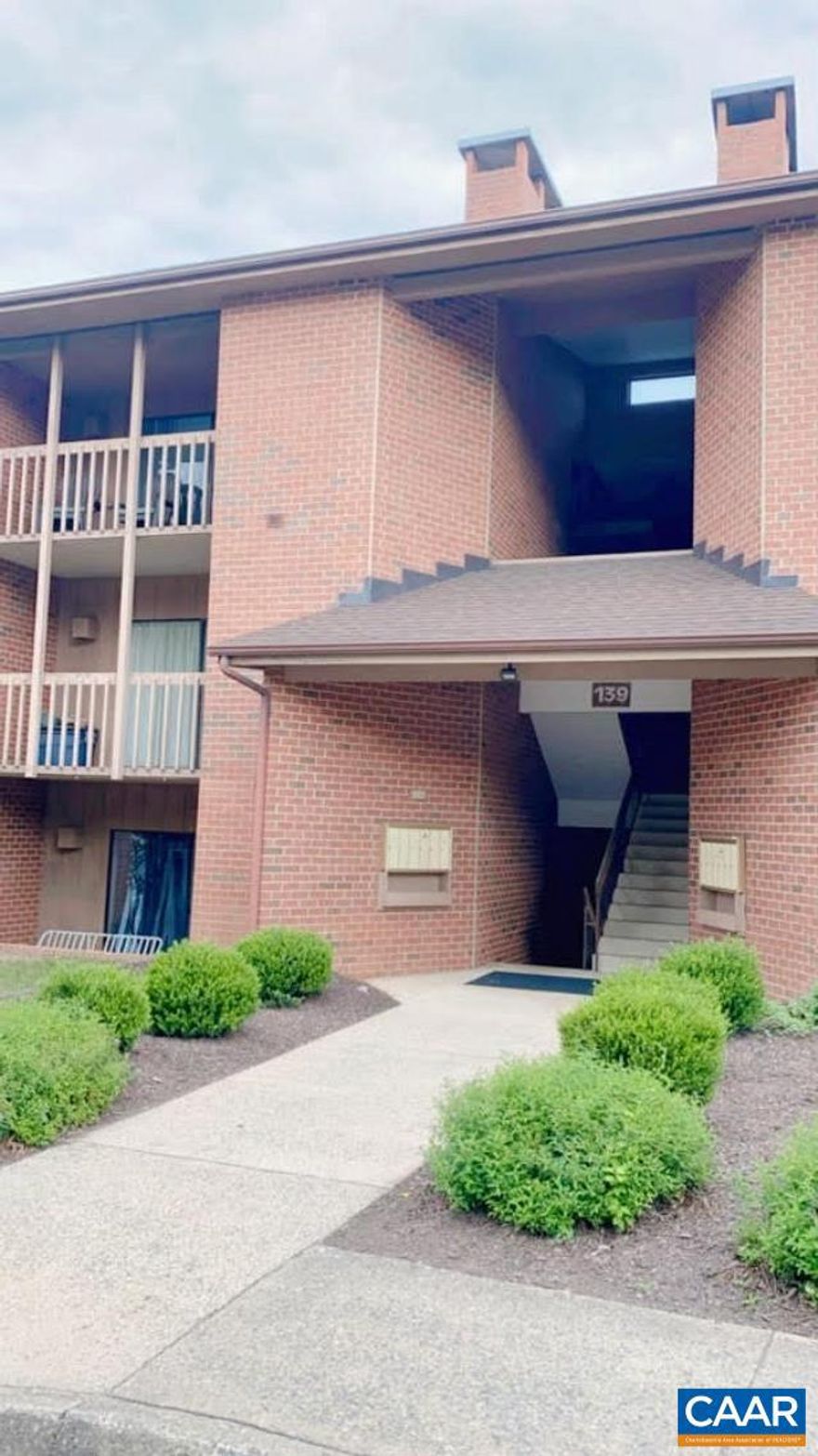 Top floor spacious and light filled one bedroom one bath condo has everything you need. Perfect for UVA students or anyone else that likes easy access to Stonefield Center and UVA.  For your leisure, the HOA provides a pool steps from your door, tennis and pickleball courts, a work out room and clubhouse. Trash, water and sewer and roof and exterior maintenance also covered by the HOA.   Improvements: New heat pump and thermostat August 2020, new washer and dryer March 2022, new flooring in bathroom and kitchen, new faucets in bathroom and kitchen November 2023. Carpets just professionally cleaned.  New photos are coming.