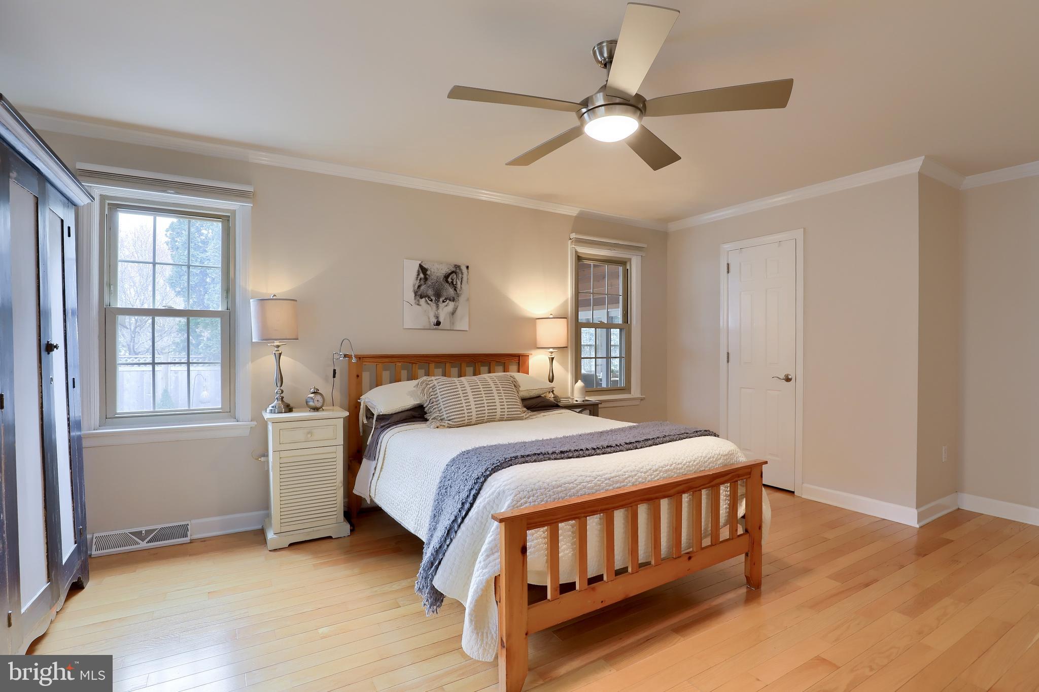 KINGS POINTE - Residential