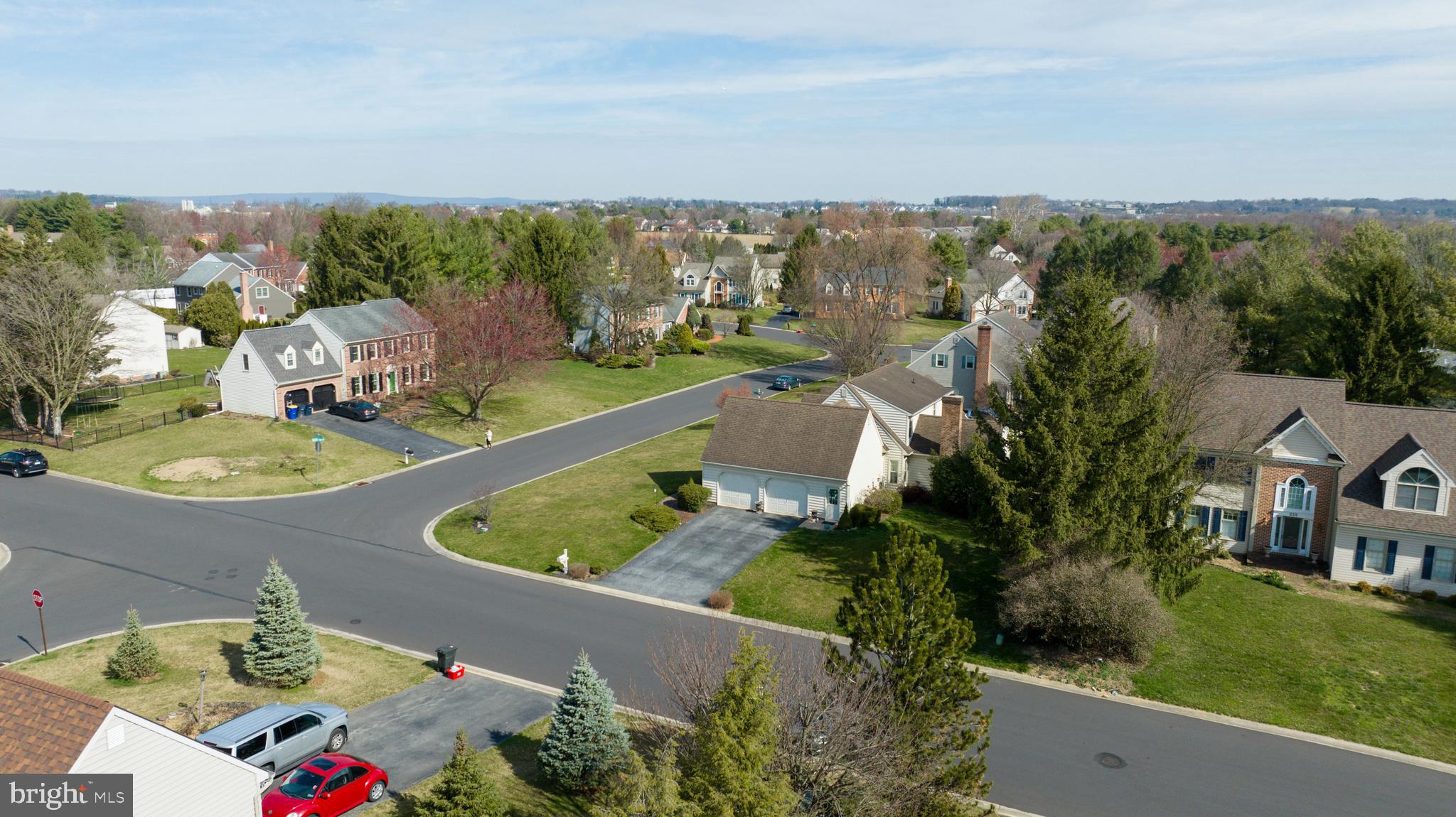 KINGS POINTE - Residential