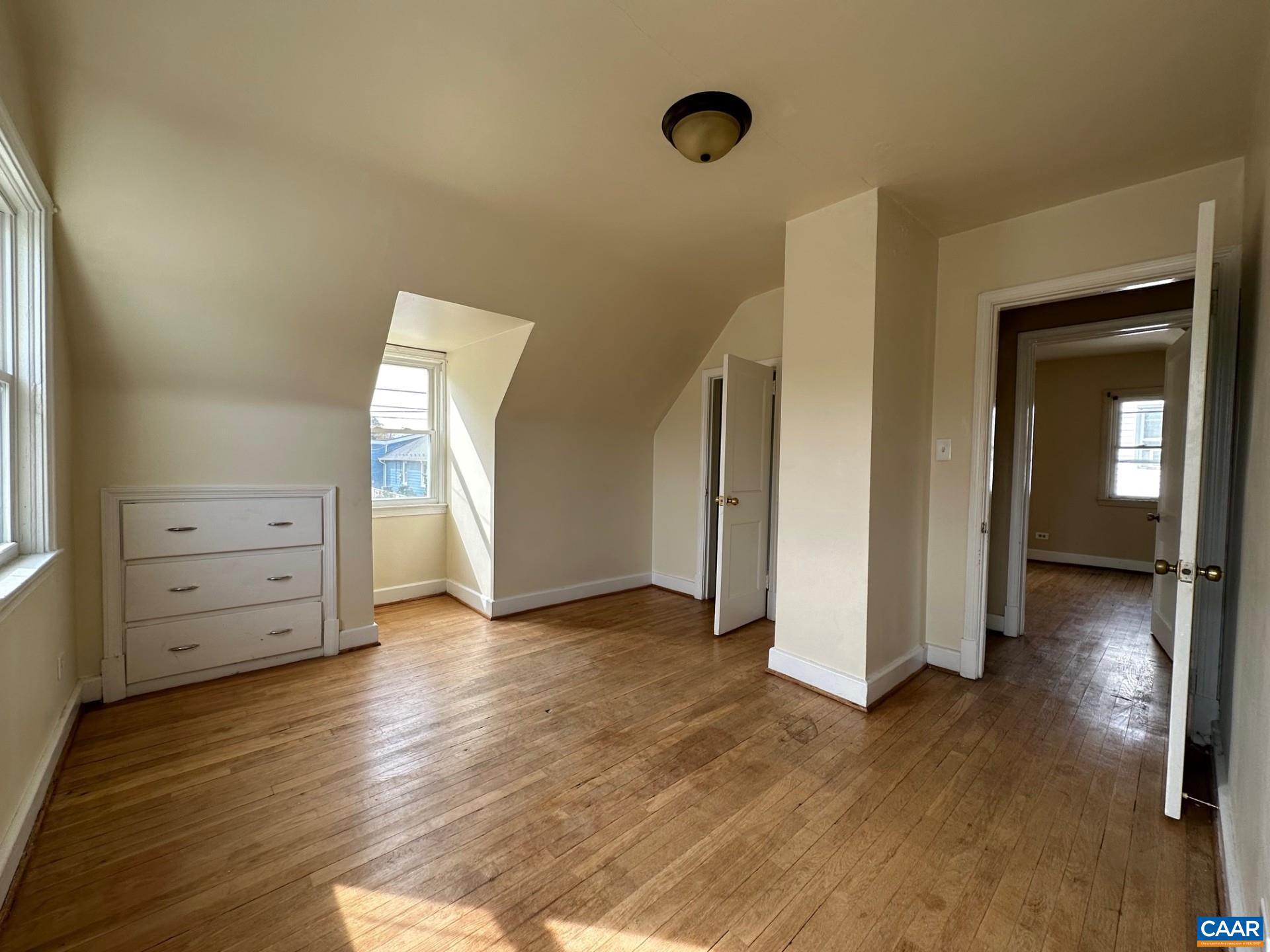 BELMONT - Residential