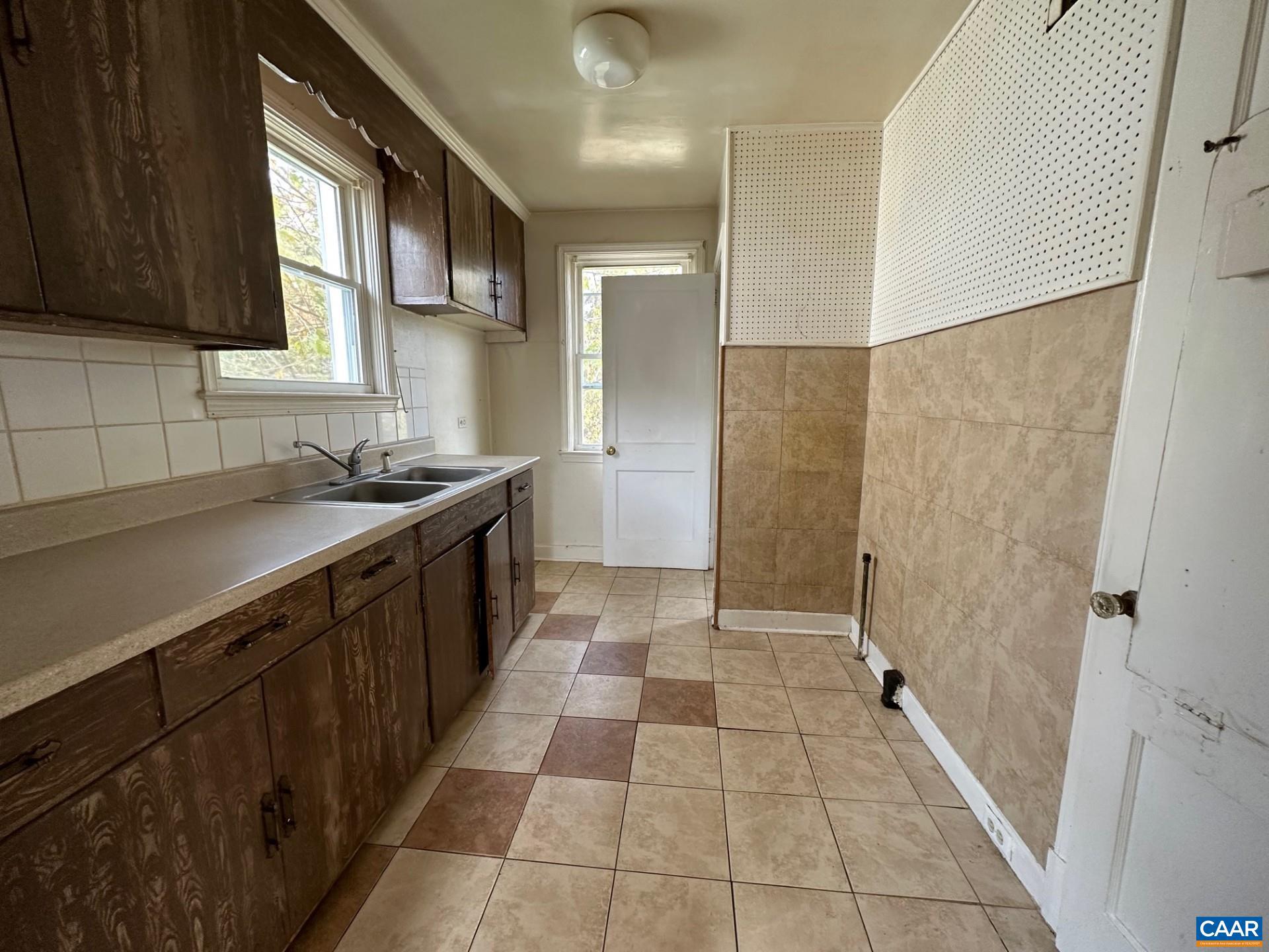 BELMONT - Residential