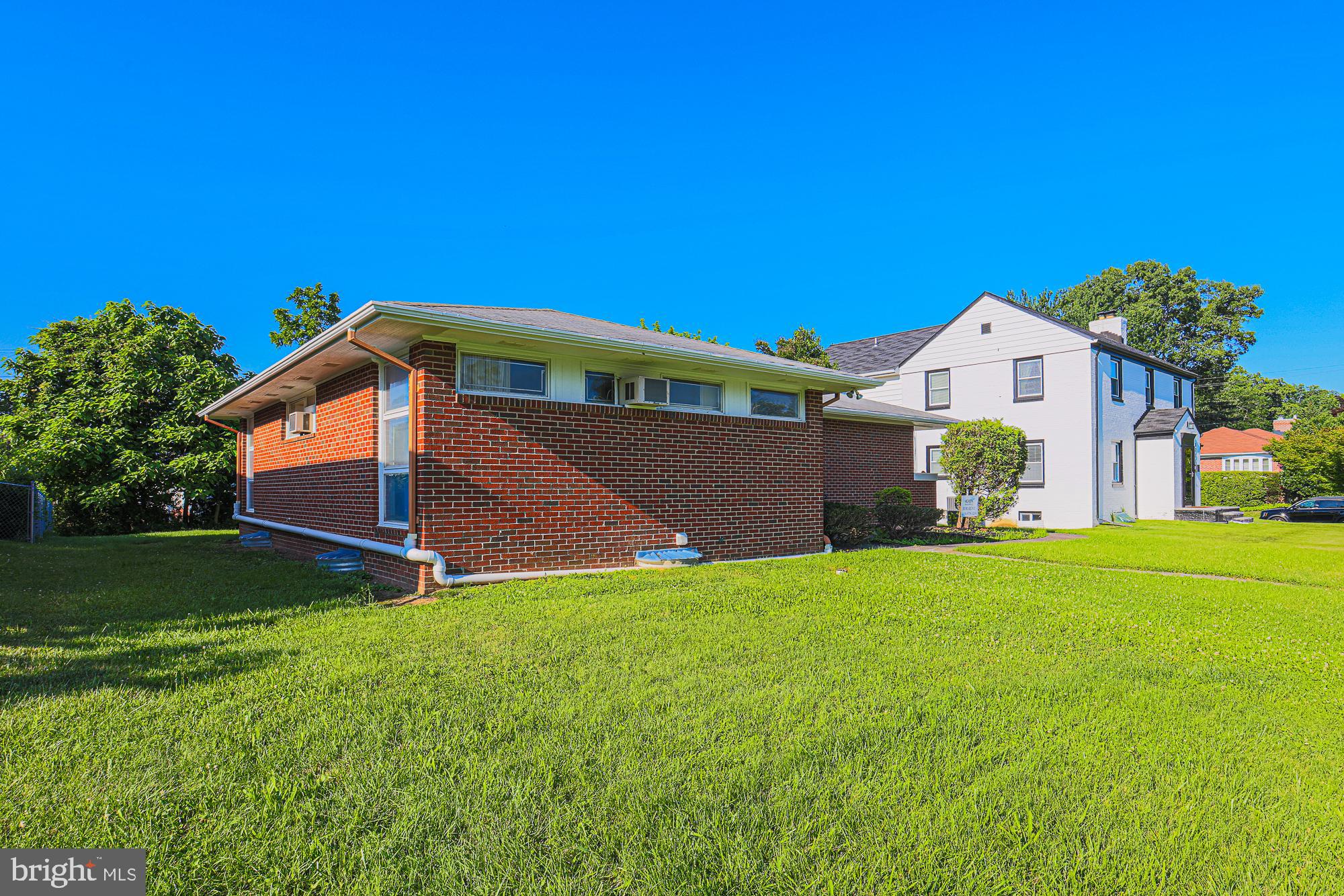 3219 NORTHBROOK ROAD