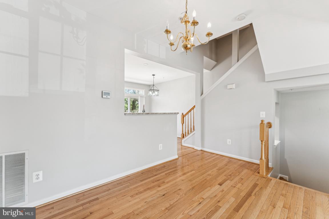 HUNTINGTON GROVE - Residential