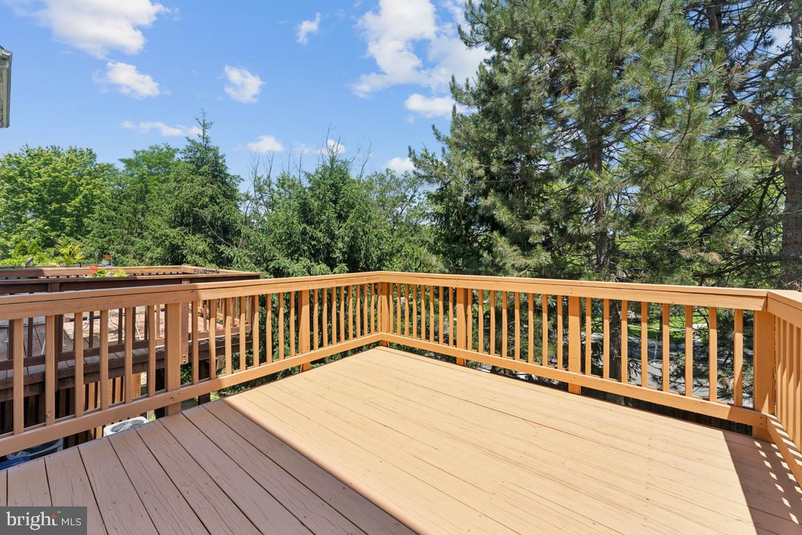 HUNTINGTON GROVE - Residential