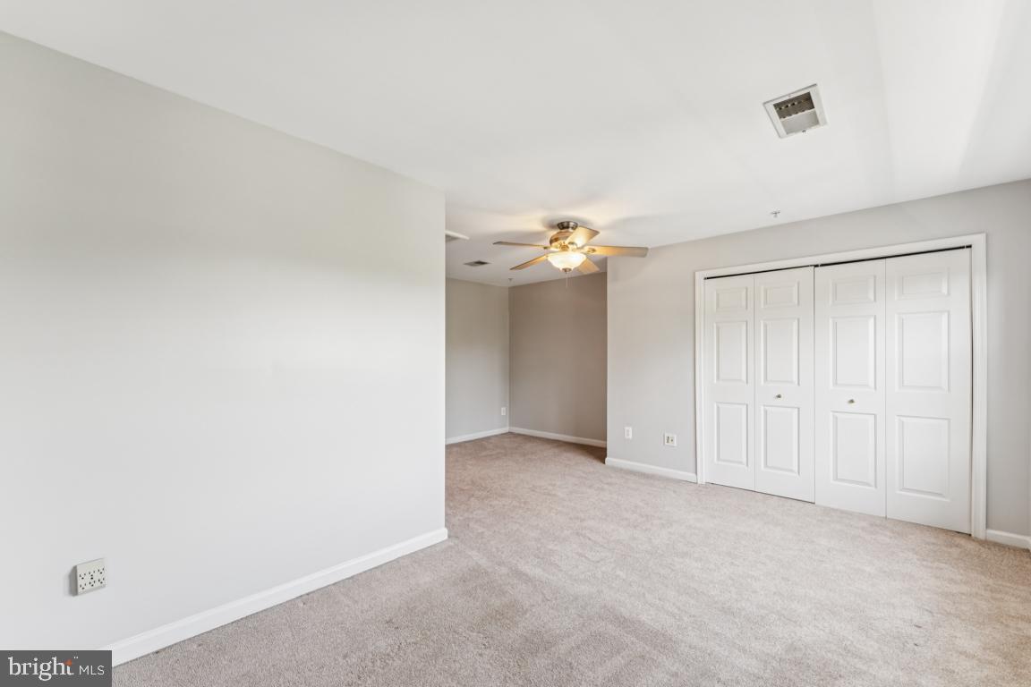 HUNTINGTON GROVE - Residential