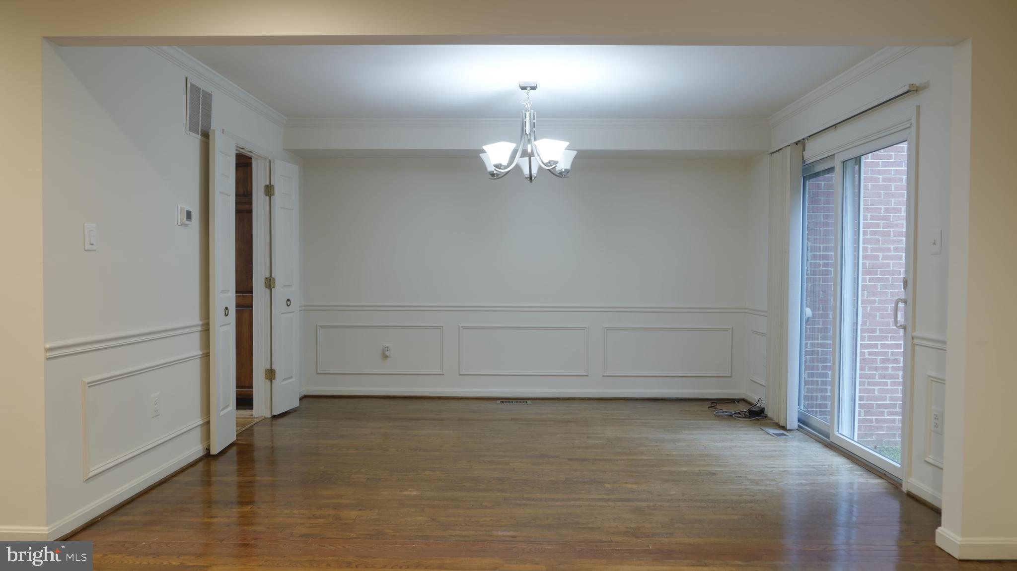 POTOMAC OUTSIDE - Residential Lease