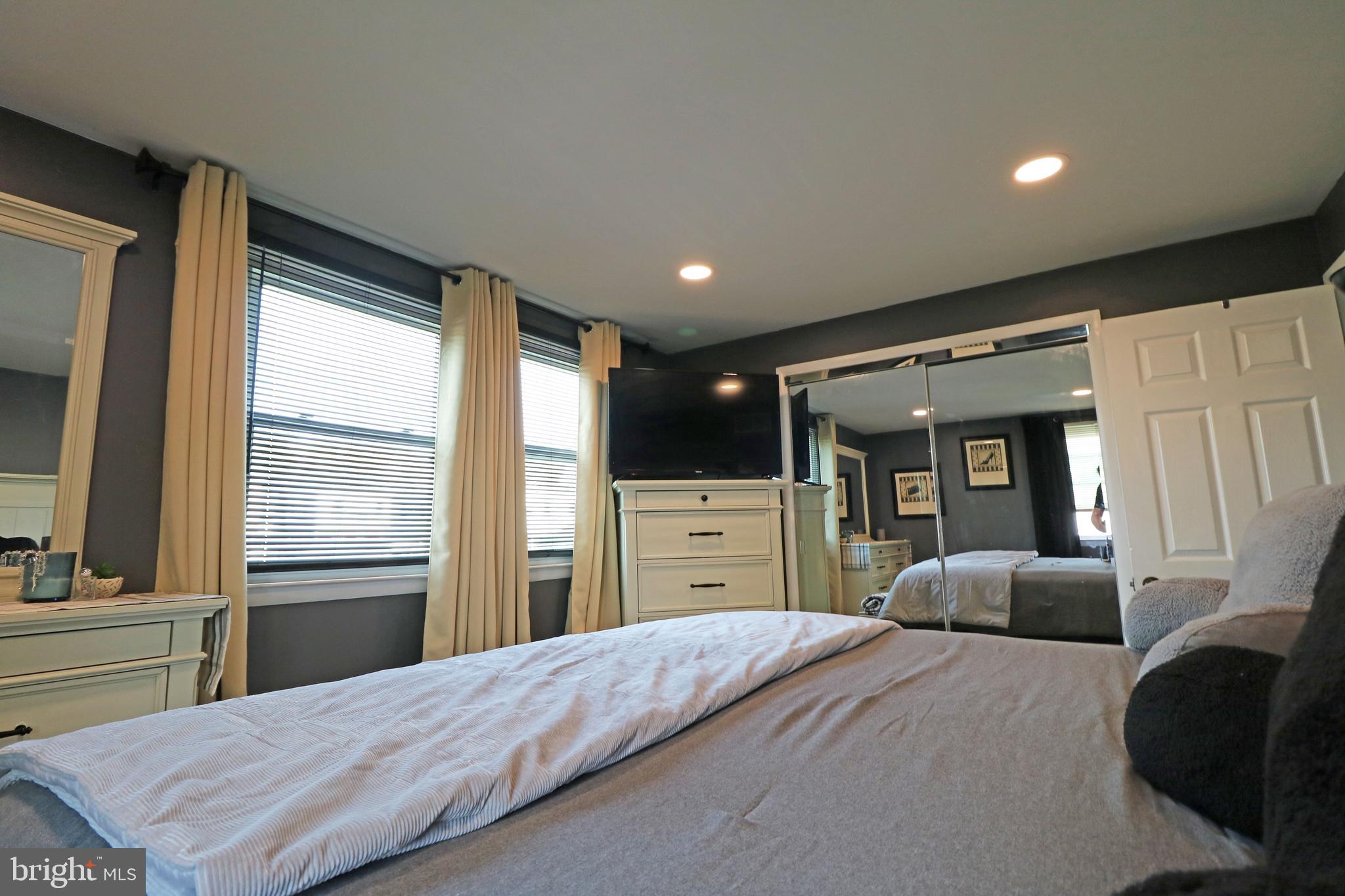 RIDLEY PARK - Residential