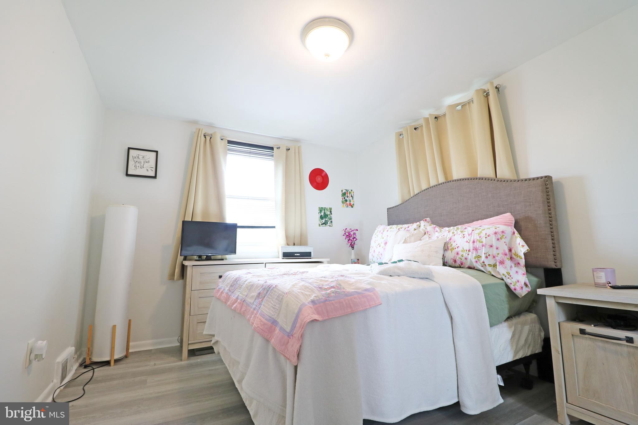 RIDLEY PARK - Residential