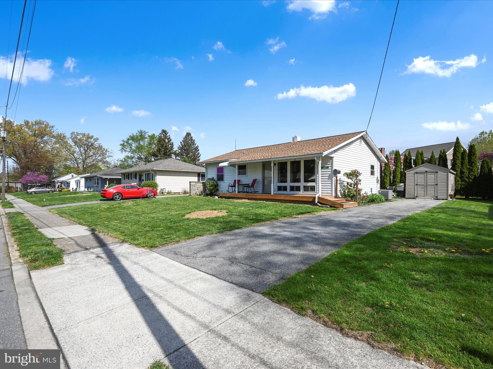 521 E NEW STREET